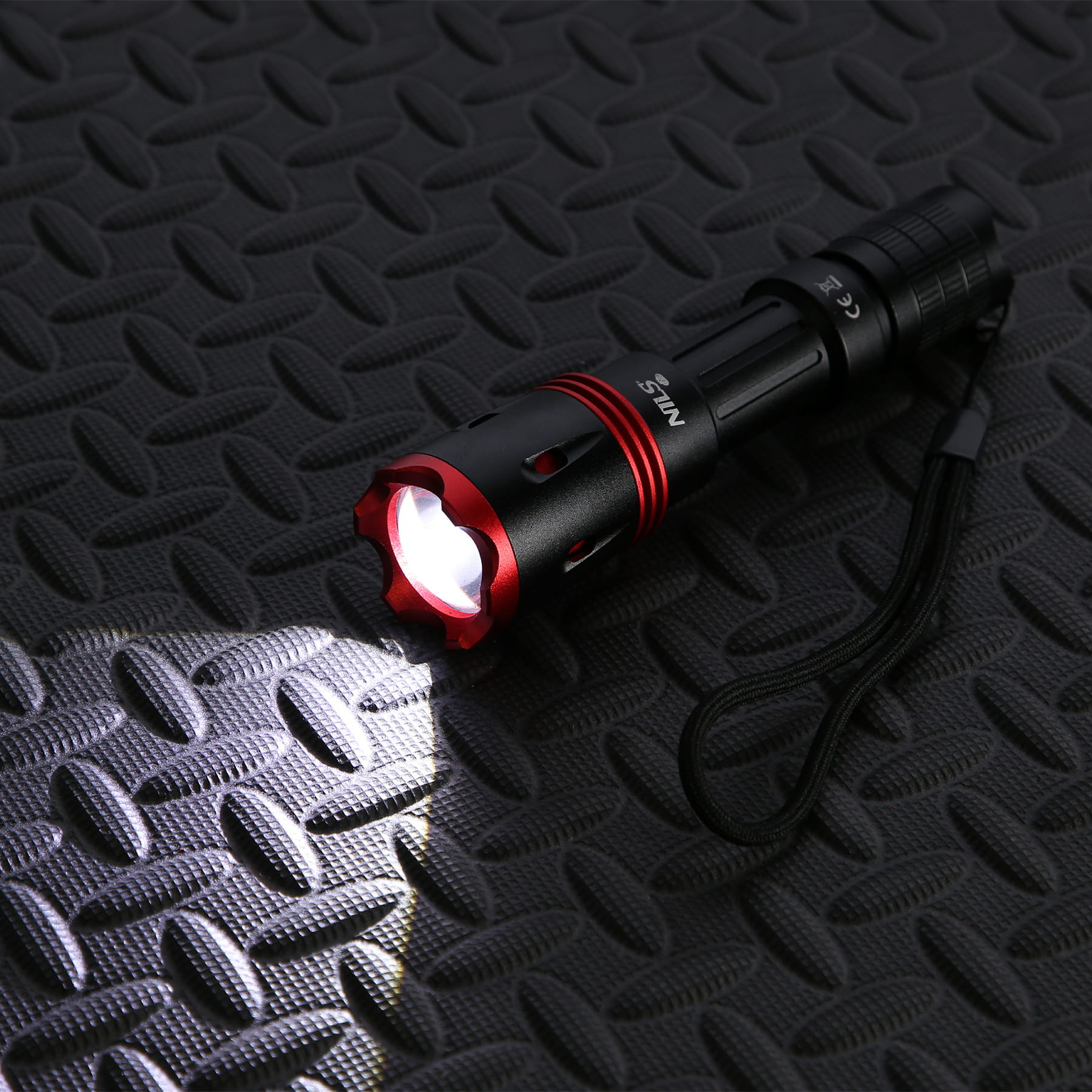 LATARKA LED 1000 LM NILS CAMP NC0004
