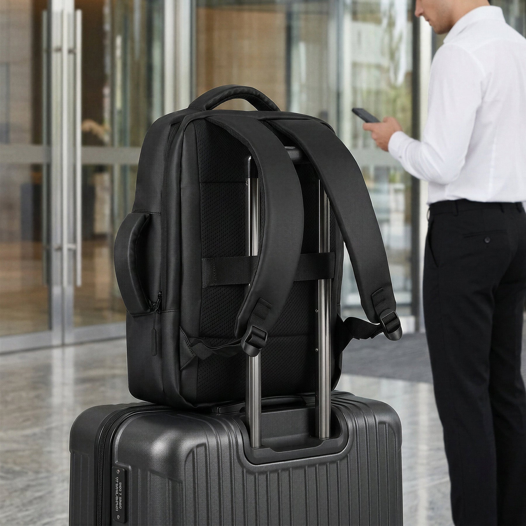 PLECAK DO SAMOLOTU NA LAPTOPA MIEJSKI Z PORTEM USB 15L CZARNY NILS NC4502