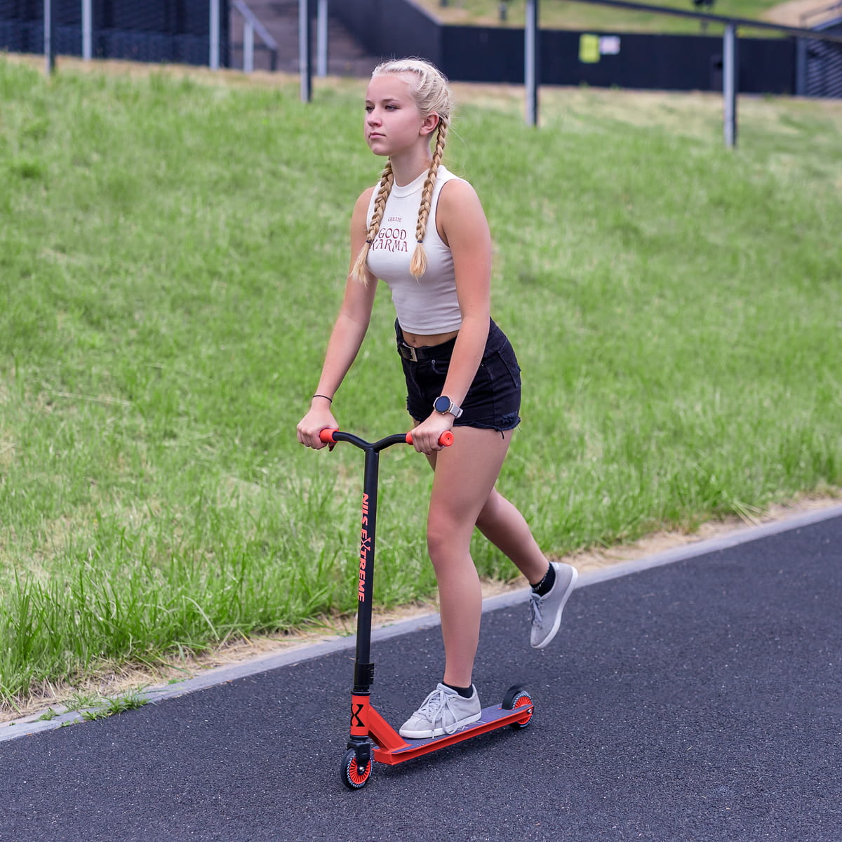 HS106 HULAJNOGA DO TRIKÓW NILS EXTREME