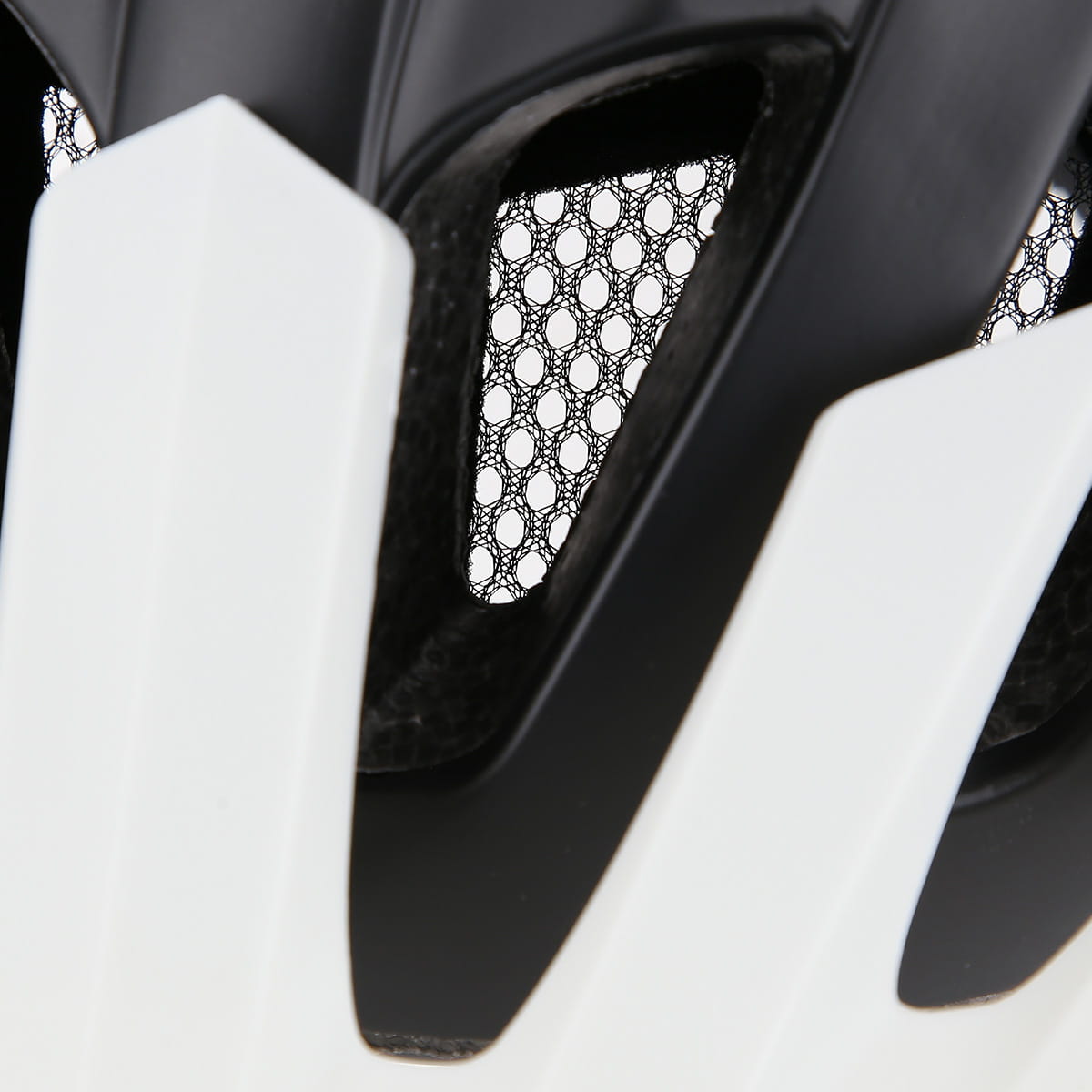 MTW208 CZARNO-BIAŁY KASK NILS EXTREME