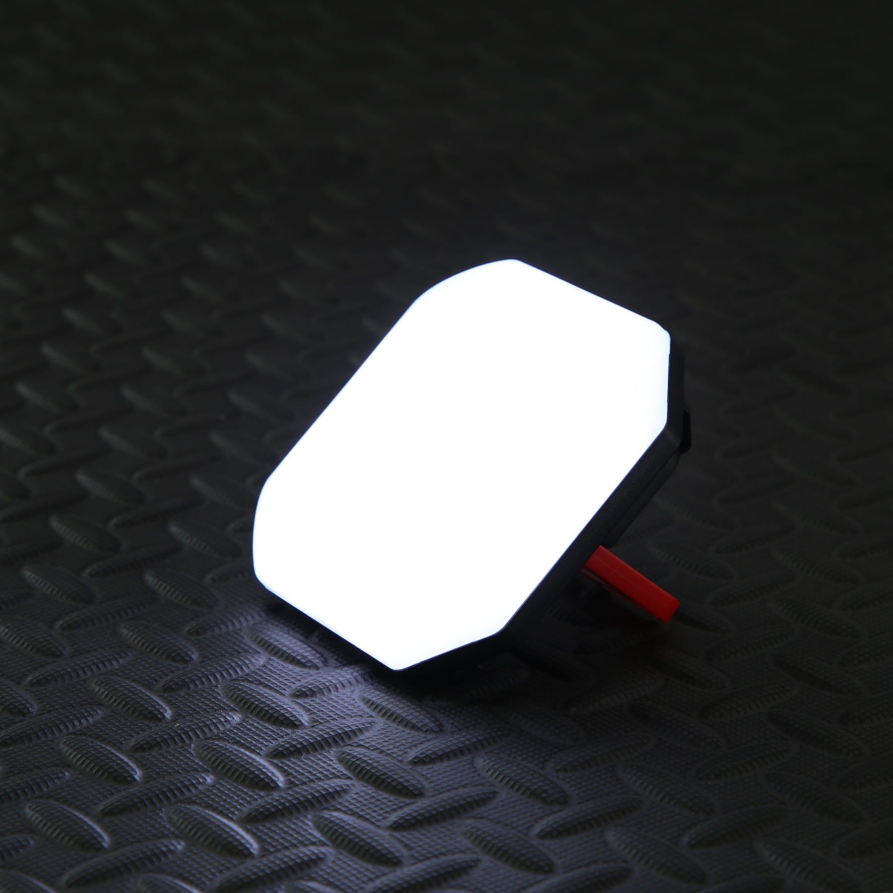 Lampa kempingowa NILS CAMP NC0007 LED 220 lm IPX5