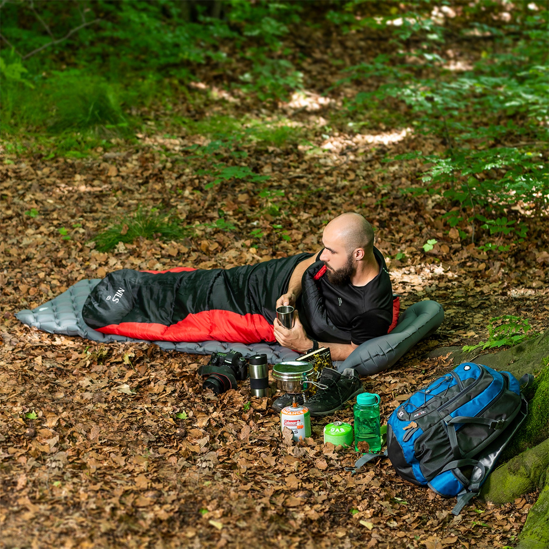 Śpiwór turystyczny typu mumia z pokrowcem kompresyjnym NILS CAMP NC2012