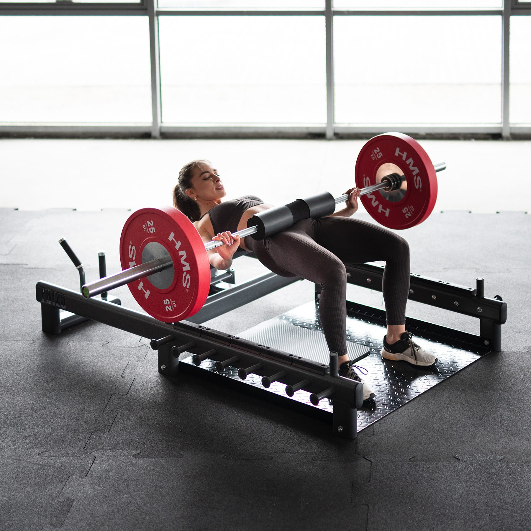PLATFORMA DO ĆWICZEŃ MIĘŚNI POŚLADKÓW HIP THRUST I MARTWEGO CIĄGU HMS PHT25