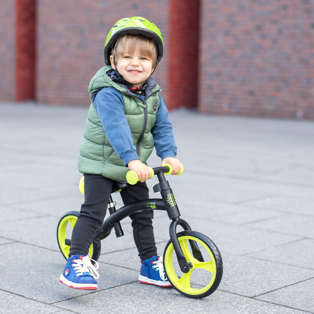 RB06 BLACK/GREEN ROWEREK BIEGOWY NILS FUN