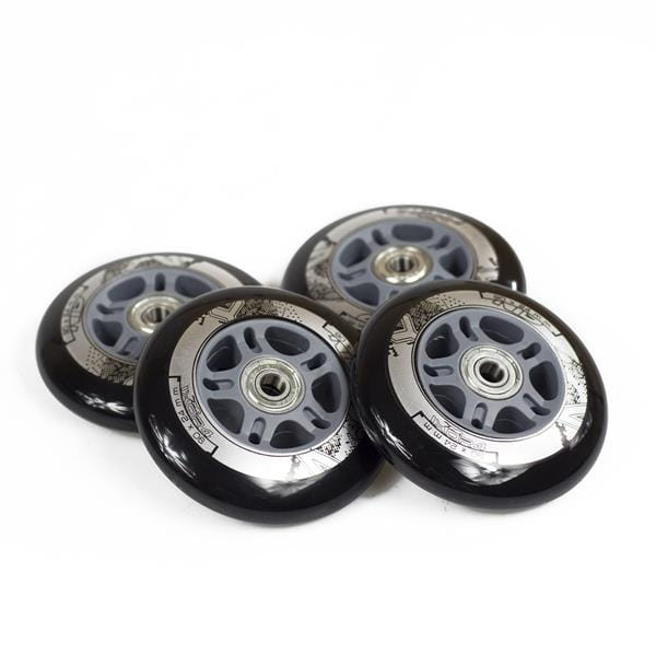 ZESTAW PU 90x24 82A CZARNE (4 szt.) + ABEC-9 CHROME (8 szt.)  NILS EXTREME