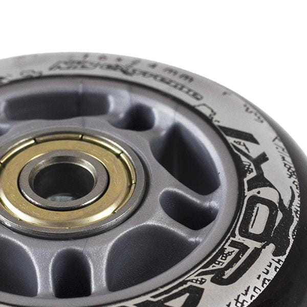 PU 84x24 82A CZARNE (4 szt.) + ABEC-9 CHROME (8 szt.) ZESTAW NILS EXTREME