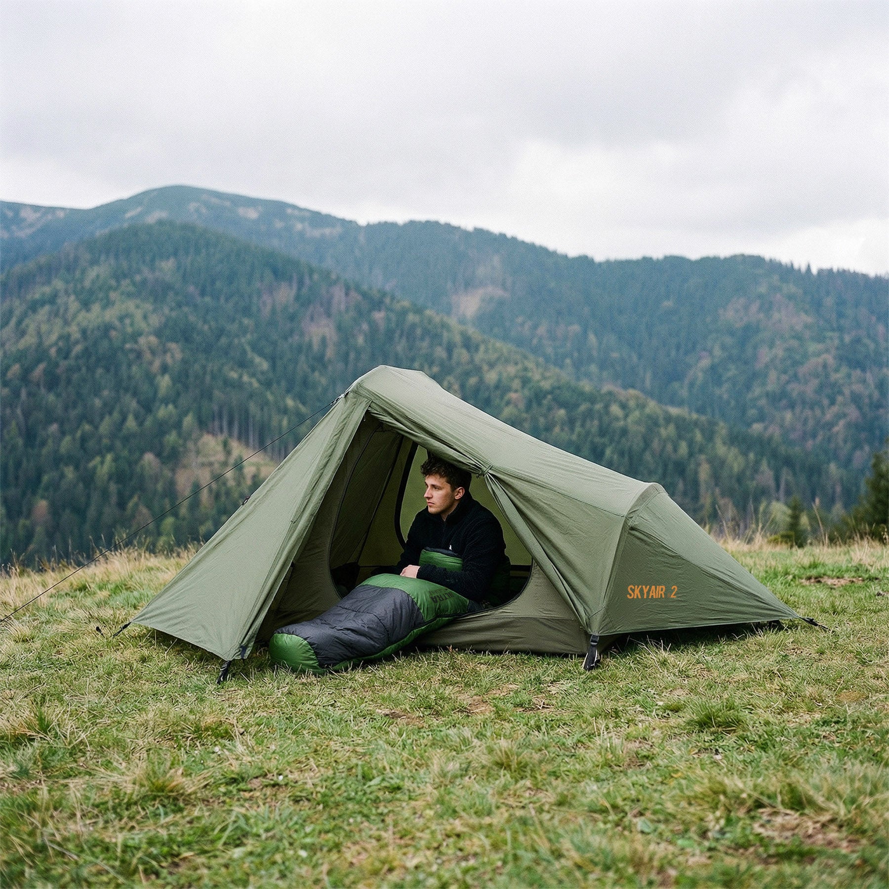 ŚPIWÓR ULTRA LIGHT CZARNO-ZIELONY NILS CAMP NC1705