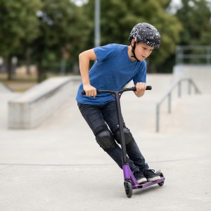 MT311 KASK CZARNY M(55-58CM) NILS EXTREME