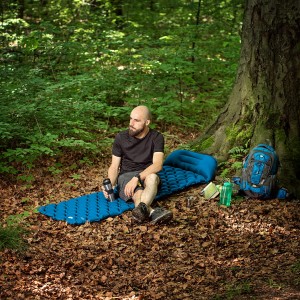 MATA TURYSTYCZNA Z POMPKĄ NILS CAMP NC4006 TURKUSOWA OUTLET