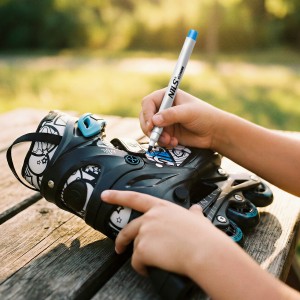 ŁYŻWOROLKI Z WYM. PŁOZĄ HOKEJOWĄ 4w1 TINTY ZIELONE ROZM. S(31-34) NILS EXTREME NH10907