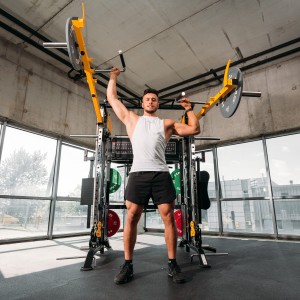 CYKLON X MULTIFUNKCYJNA SUWNICA SMITHA Z WYPOSAŻENIEM HMS  OUTLET S1