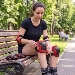 H320 ZESTAW OCHRANIACZY CZERWONY NILS EXTREME