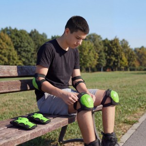 ZESTAW OCHRANIACZY ZIELONY  NILS EXTREME H210