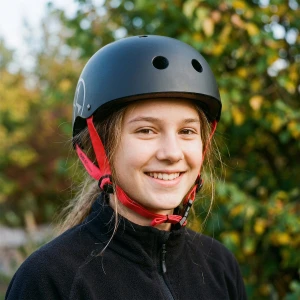 Kask Nils Extreme MTW001-2 – bezpieczny i lekki do skatingu i hulajnogi