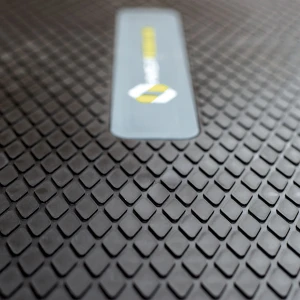 Step do aerobiku HMS Premium AS007 czarny/czerwony 3-stopniowy