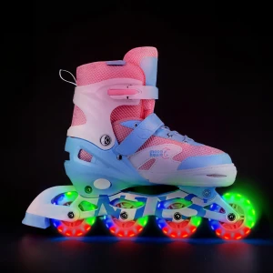 ZESTAW LED ŁYŻWOROLKI KASK I OCHRANIACZE MOONBEAM BIAŁE ROZM. M(35-38) NILS EXTREME NA0189  OUTLET